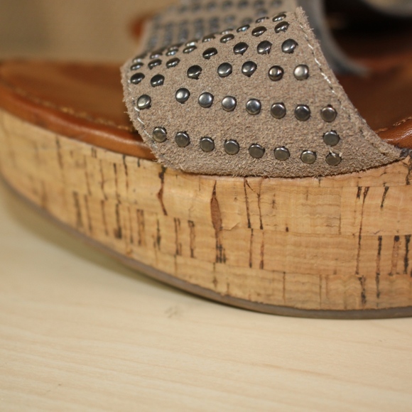 American Eagle Outfitters Cork Wedge Sandals, 9 - Picture 5 of 8